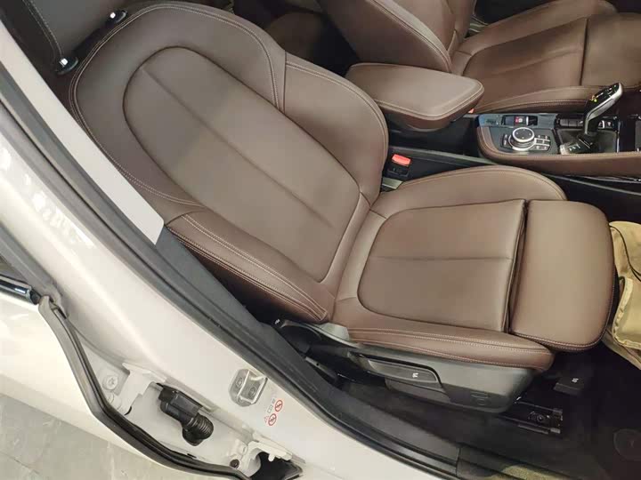 Фото 23 - BMW X2