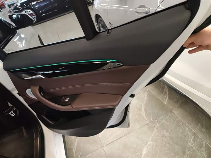 Фото 24 - BMW X2