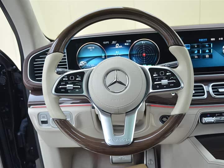 Фото 10 - Mercedes-Benz Maybach GLS