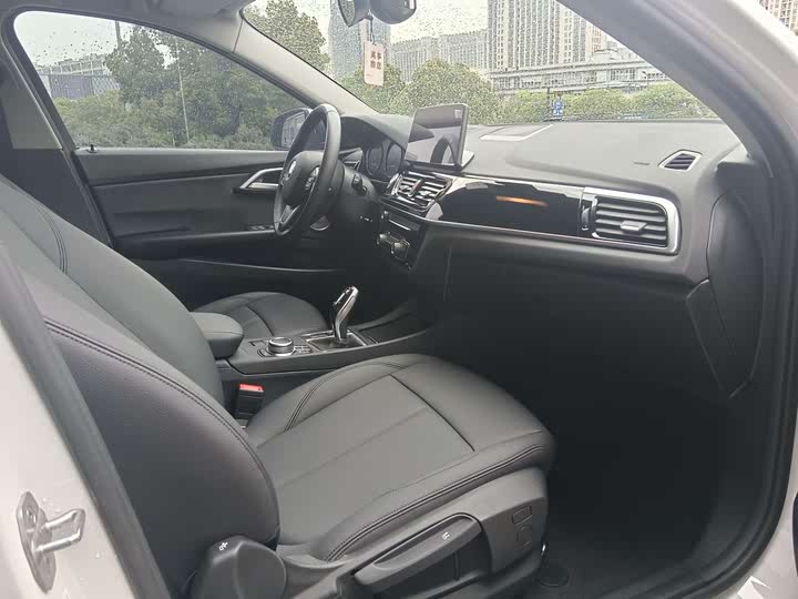 Фото 13 - BMW 1 Series