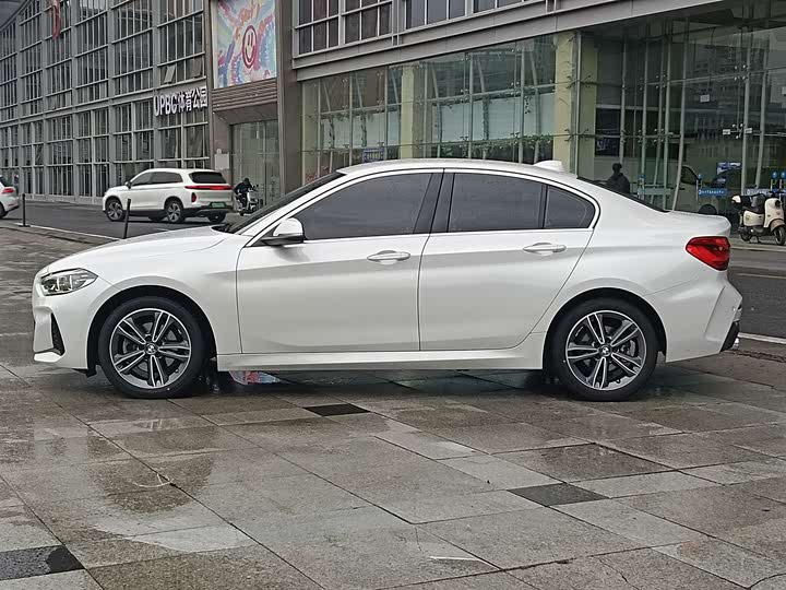 Фото 5 - BMW 1 Series