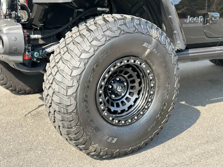 Фото 6 - Jeep Gladiator