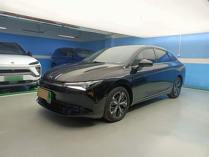 Фото 1 - XPeng P5