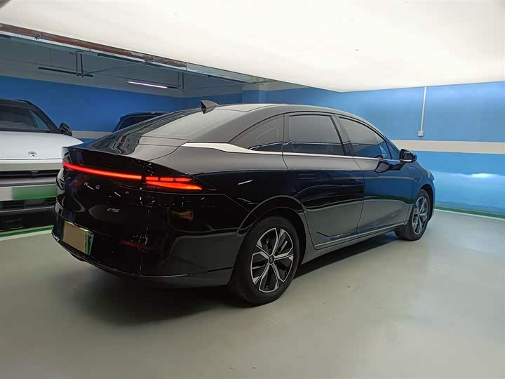 Фото 10 - XPeng P5