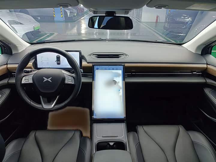 Фото 12 - XPeng P5