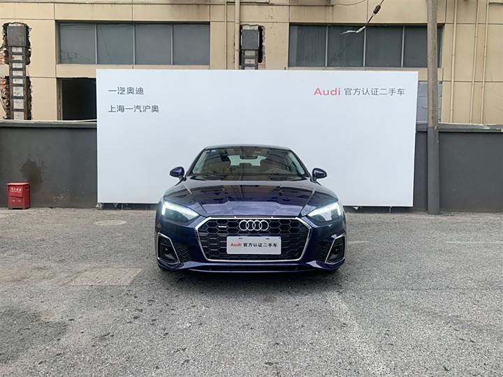 Фото 2 - Audi A5