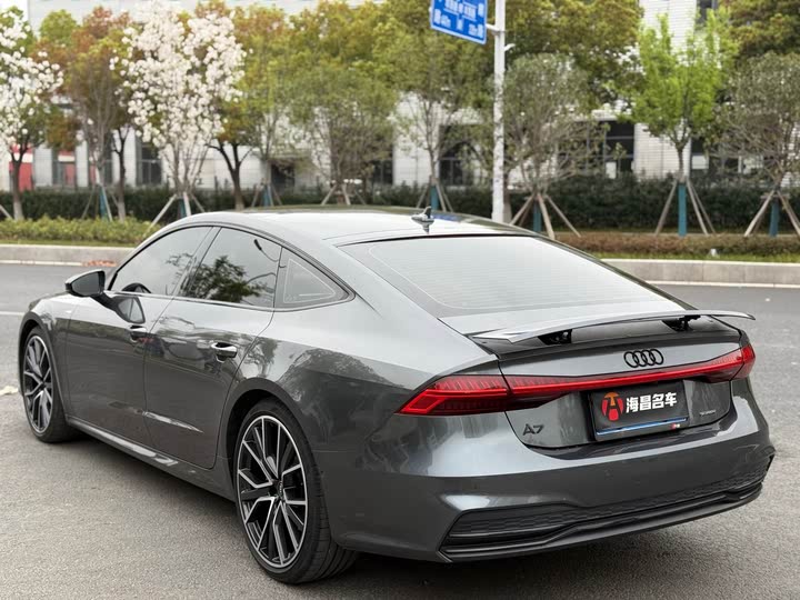 Фото 4 - Audi A7