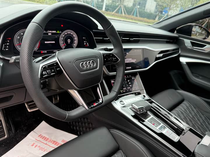 Фото 7 - Audi A7