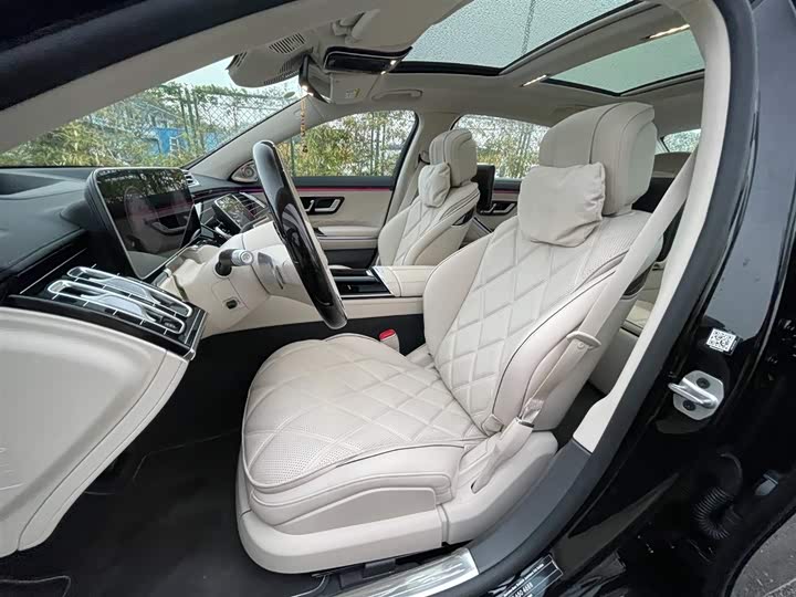 Фото 11 - Mercedes-Benz Maybach S-Class