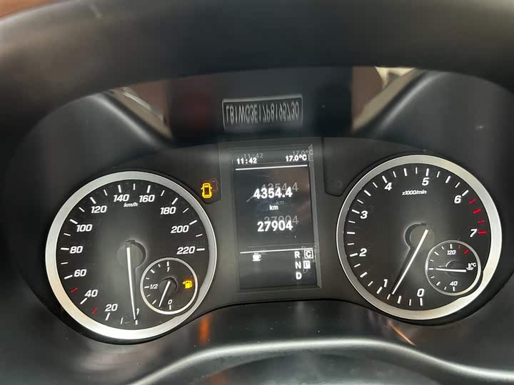 Фото 10 - Mercedes-Benz Vito