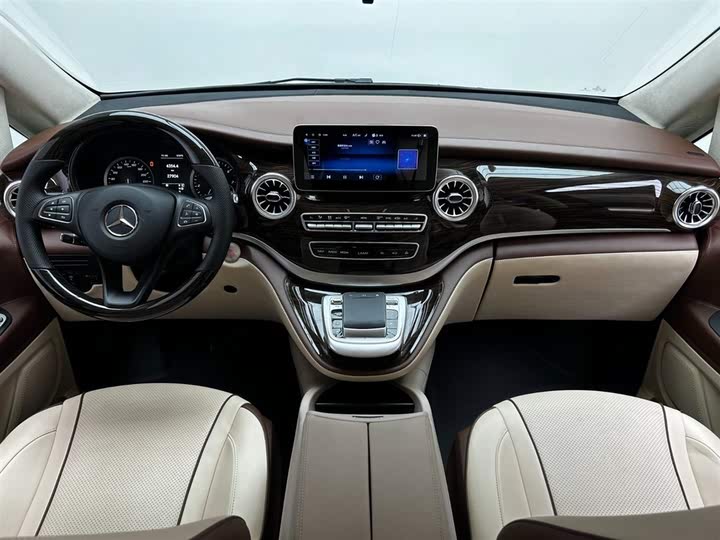 Фото 13 - Mercedes-Benz Vito