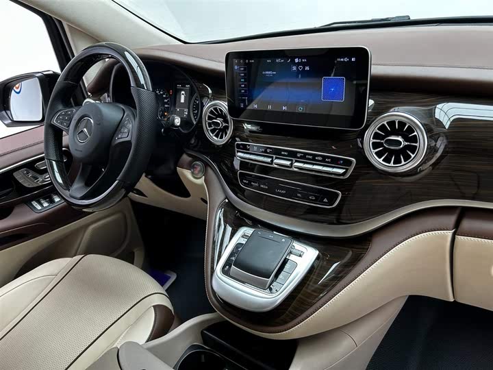 Фото 20 - Mercedes-Benz Vito