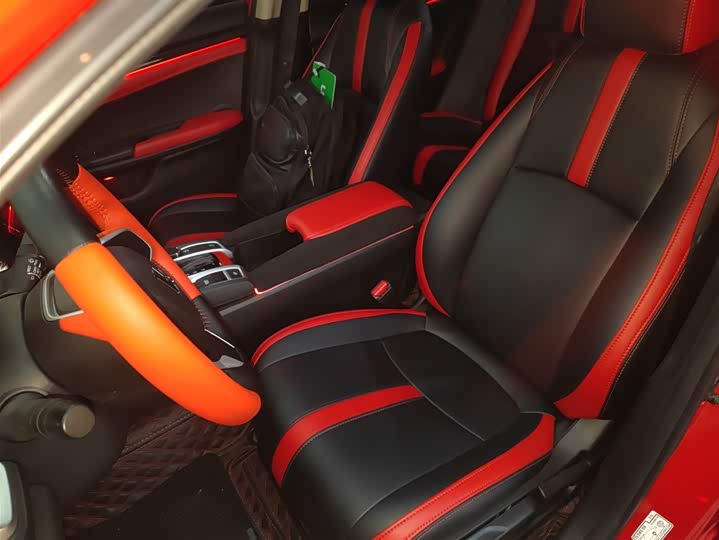 Фото 15 - Honda Civic