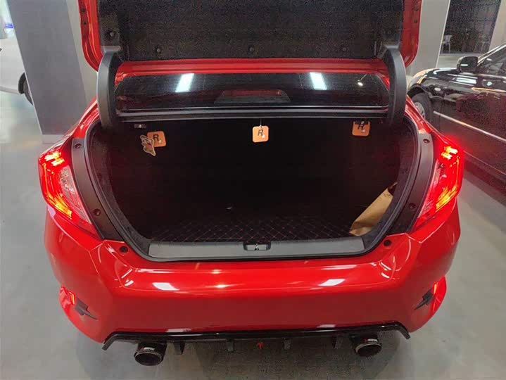 Фото 19 - Honda Civic