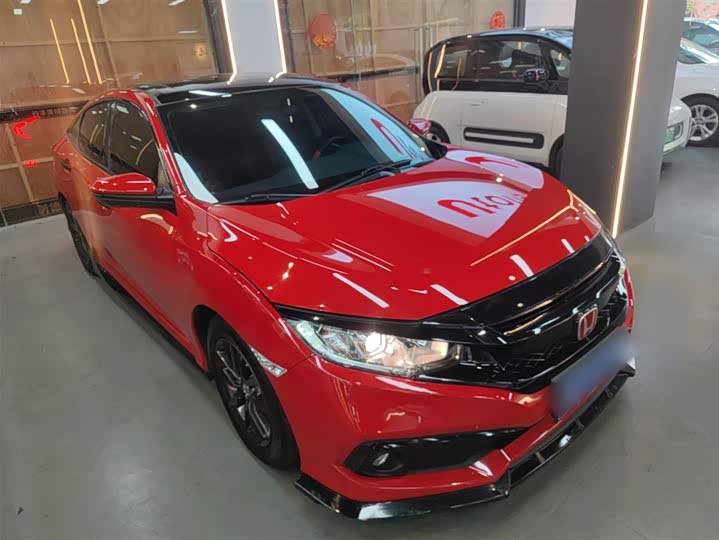 Фото 4 - Honda Civic