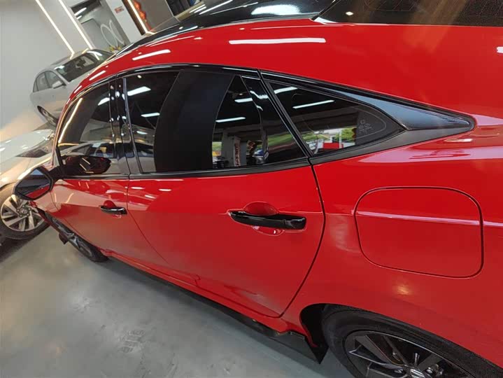 Фото 5 - Honda Civic