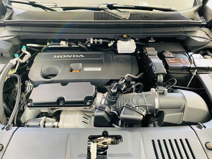 Фото 9 - Honda Avancier