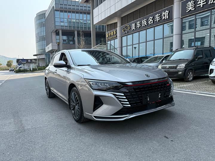 Фото 4 - Dongfeng Aeolus Yixuan Max