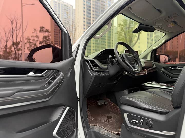 Фото 9 - Maxus G20