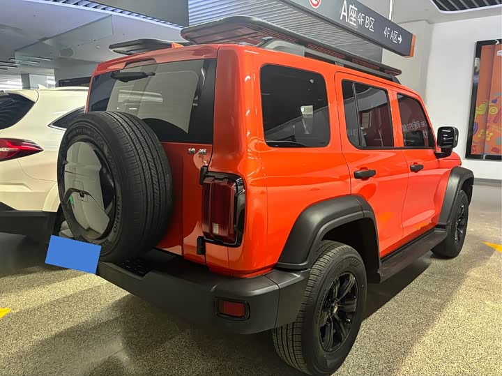 Фото 4 - Tank 300