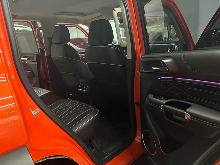 Фото 9 - Tank 300