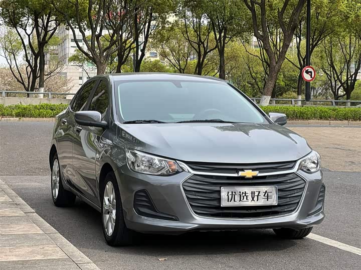 Фото 3 - Chevrolet Onix (Cavalier)