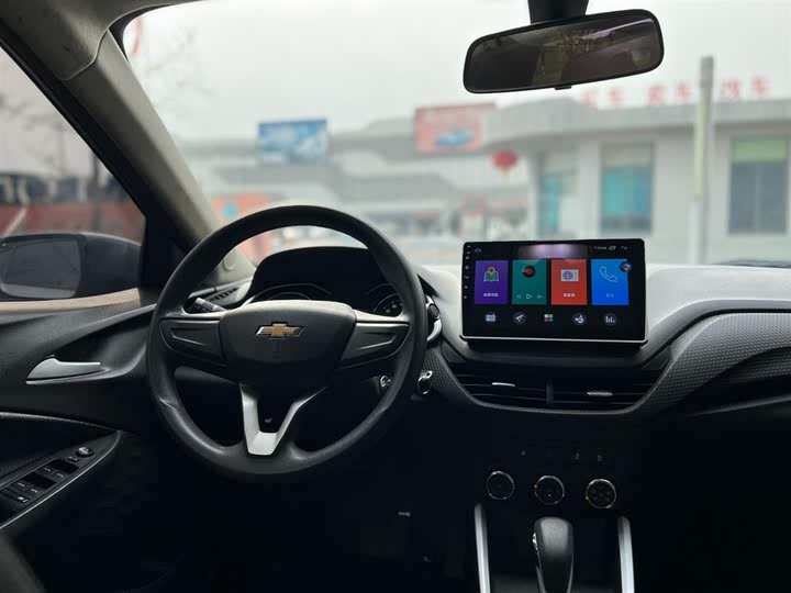 Фото 7 - Chevrolet Onix (Cavalier)