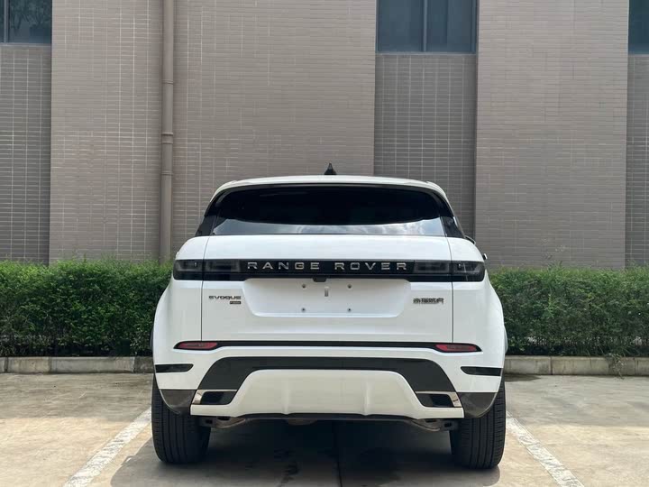 Фото 11 - Land Rover Range Rover Evoque L Hybrid