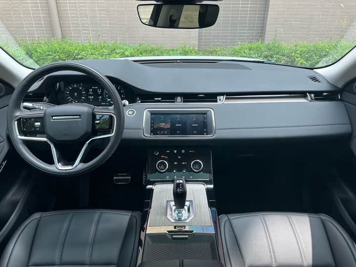 Фото 6 - Land Rover Range Rover Evoque L Hybrid