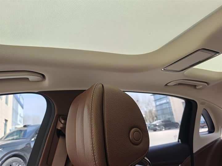 Фото 11 - Mercedes-Benz E-Class Hybrid