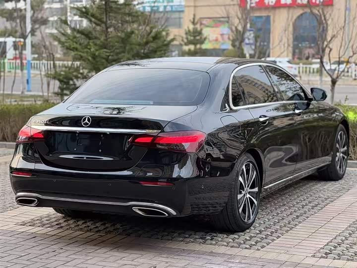 Фото 5 - Mercedes-Benz E-Class Hybrid