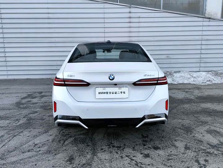 Фото 2 - BMW 5 Series