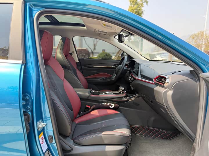 Фото 10 - Changan Oshan X5