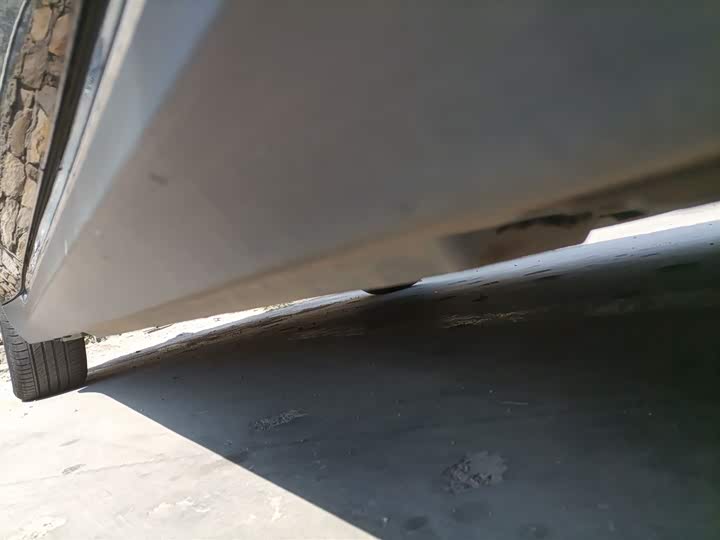 Фото 21 - Hongqi E-QM5