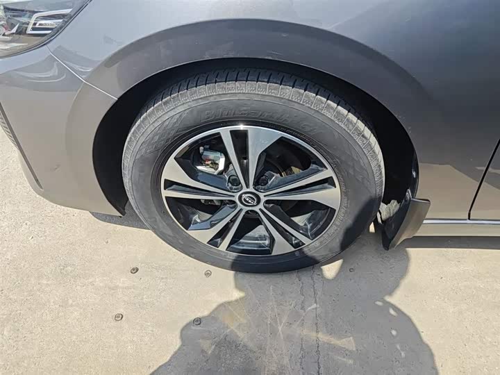 Фото 23 - Nissan Sylphy