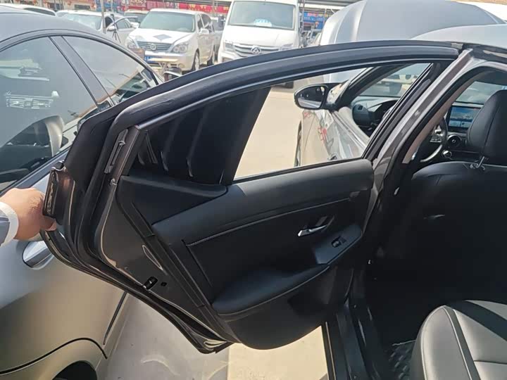 Фото 29 - Nissan Sylphy