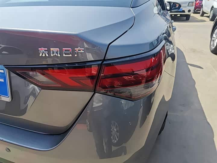 Фото 8 - Nissan Sylphy