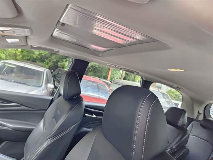 Фото 21 - Maxus G50