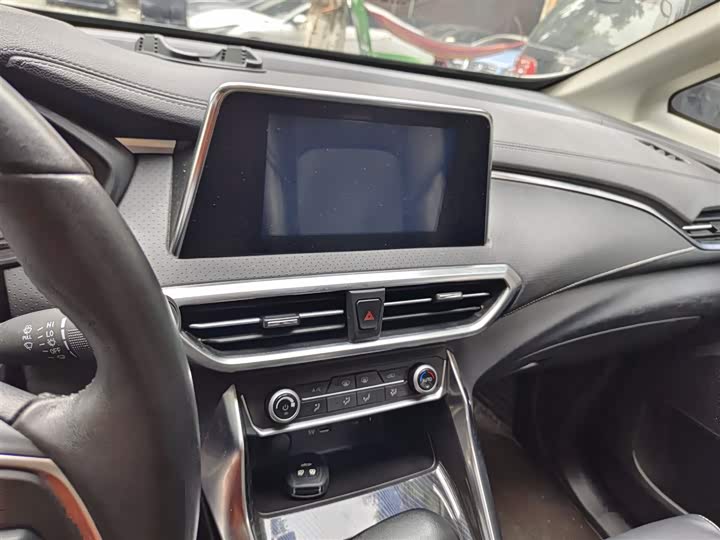 Фото 6 - Maxus G50