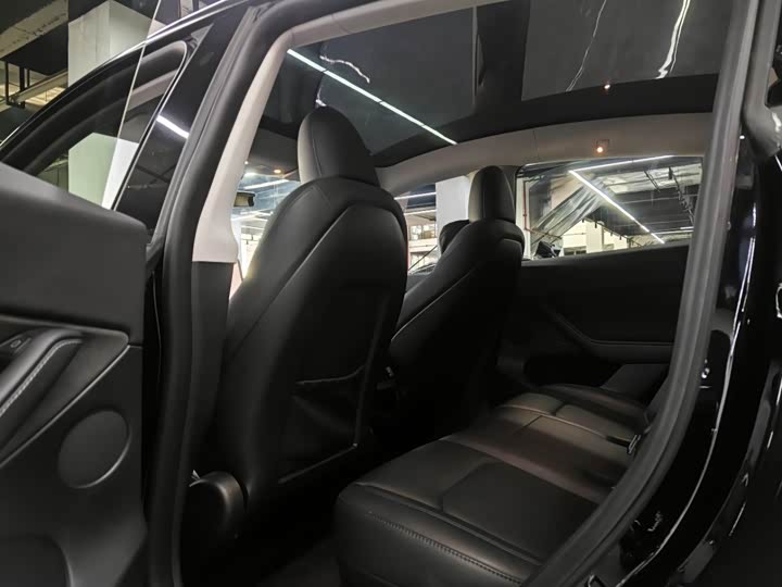 Фото 7 - Tesla Model Y