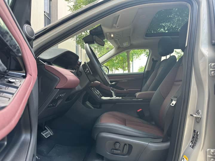 Фото 4 - Land Rover Range Rover Evoque L Hybrid