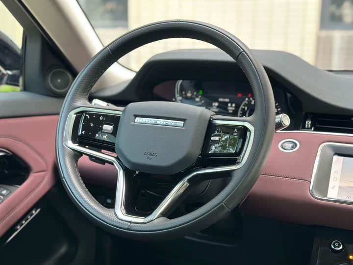 Фото 7 - Land Rover Range Rover Evoque L Hybrid