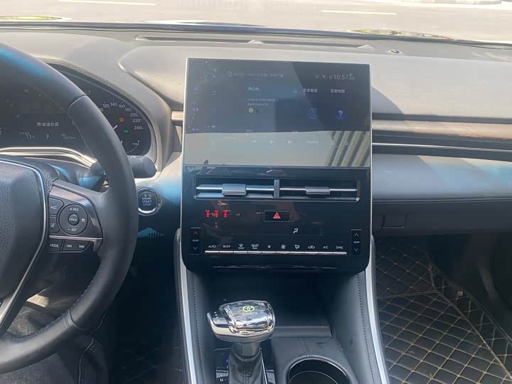 Фото 11 - Toyota Avalon