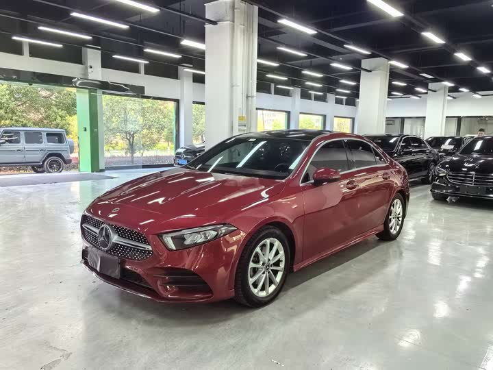 Фото 1 - Mercedes-Benz A-Class