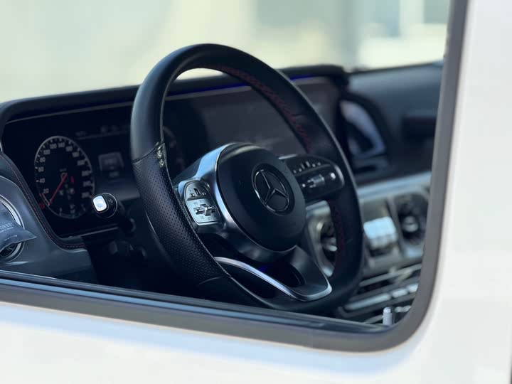 Фото 7 - Mercedes-Benz G-Class