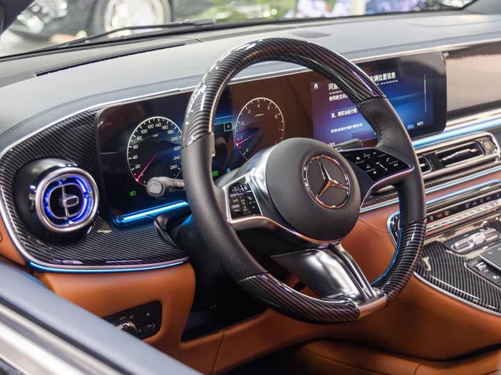 Фото 10 - Mercedes-Benz Vito