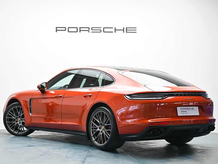 Фото 6 - Porsche Panamera