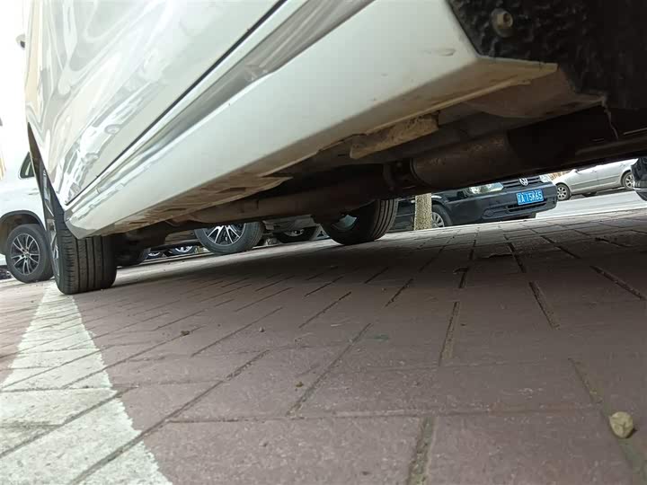 Фото 21 - BYD Song Max