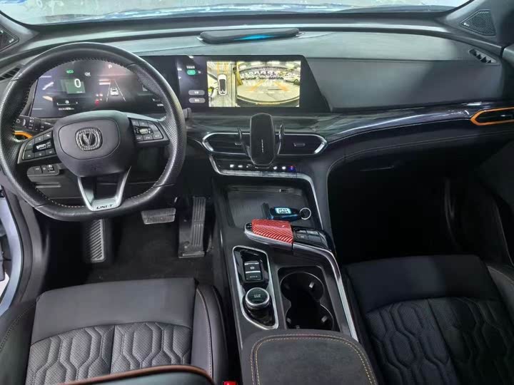 Фото 8 - Changan UNI-T