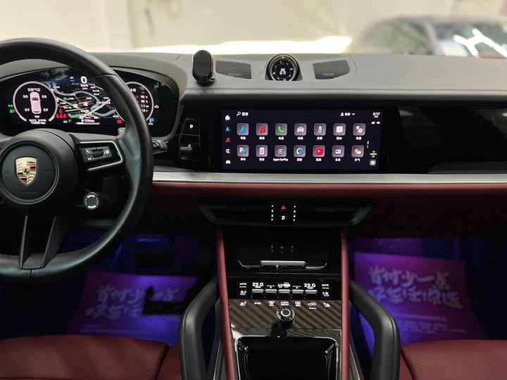 Фото 13 - Porsche Cayenne